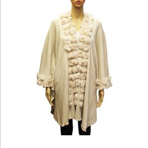 Cream cape with real fur